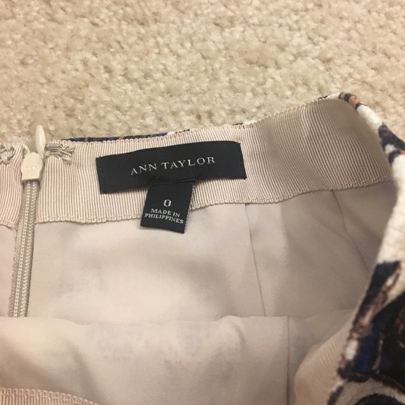 Ann Taylor floral navy & brown pencil skirt 0 NWOT - Picture 5 of 8